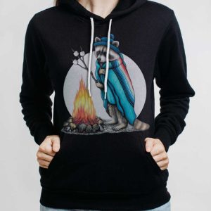Roasting Raccoon - Multicolor on Black Women's Pullover Hoodie